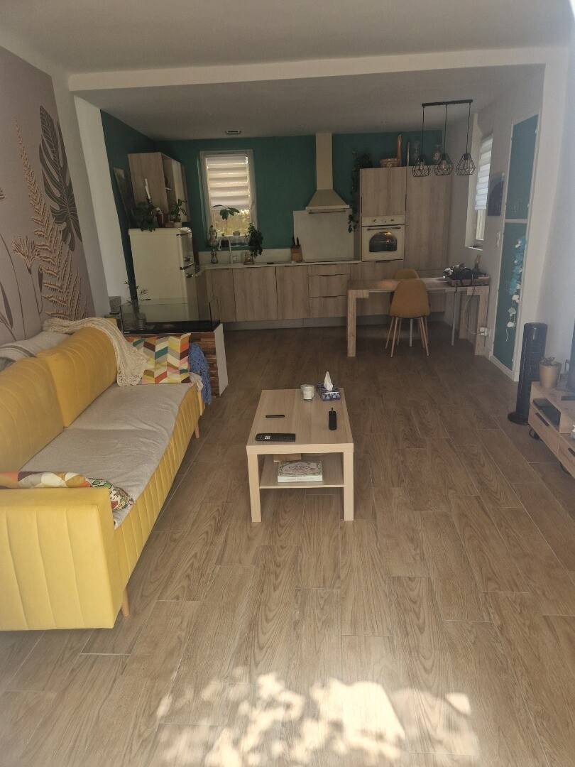 63m² Homestay for 2 people Aubagne 92496 | Studapart